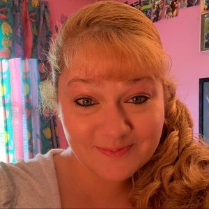 Meet your Posher, Rachelle